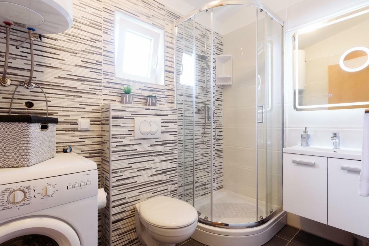 Apartmani Judita Zara Esterno foto