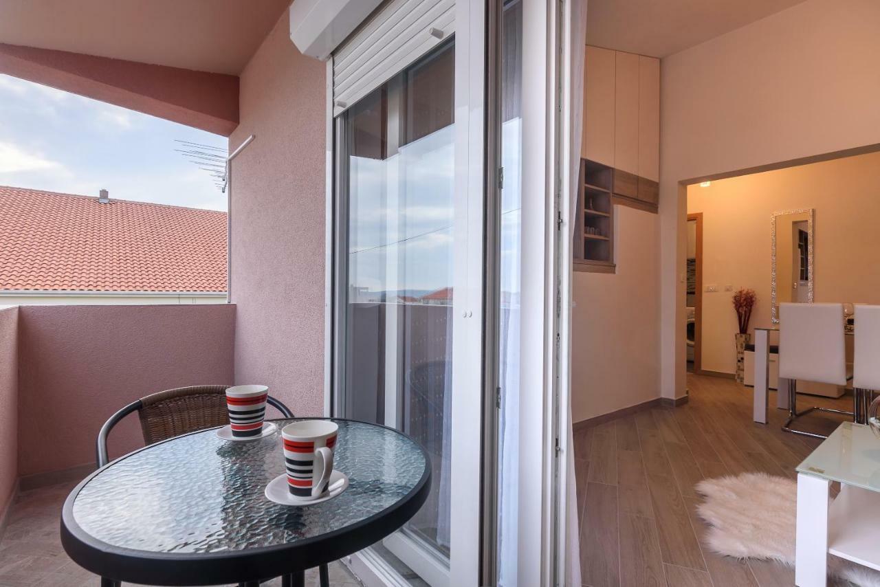 Apartmani Judita Zara Esterno foto