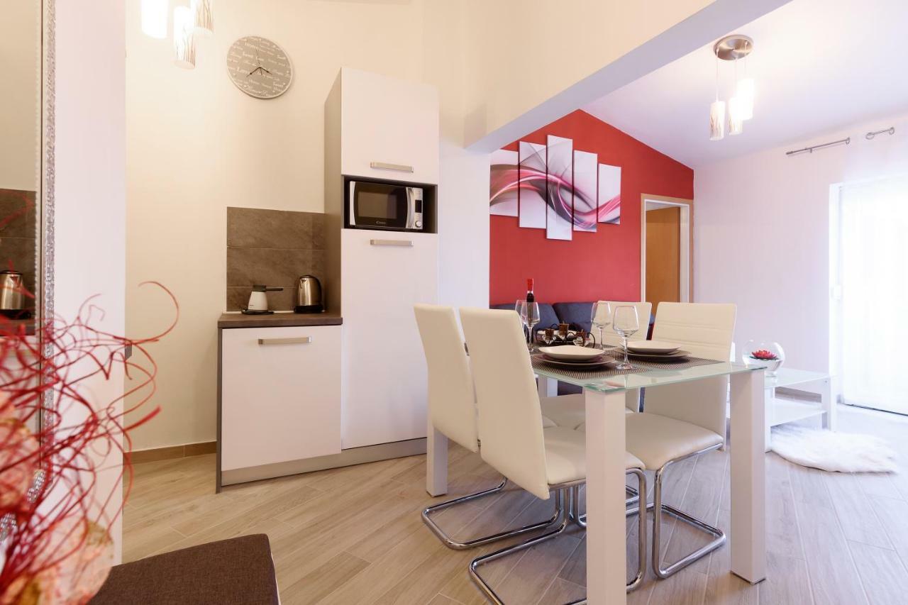 Apartmani Judita Zara Esterno foto