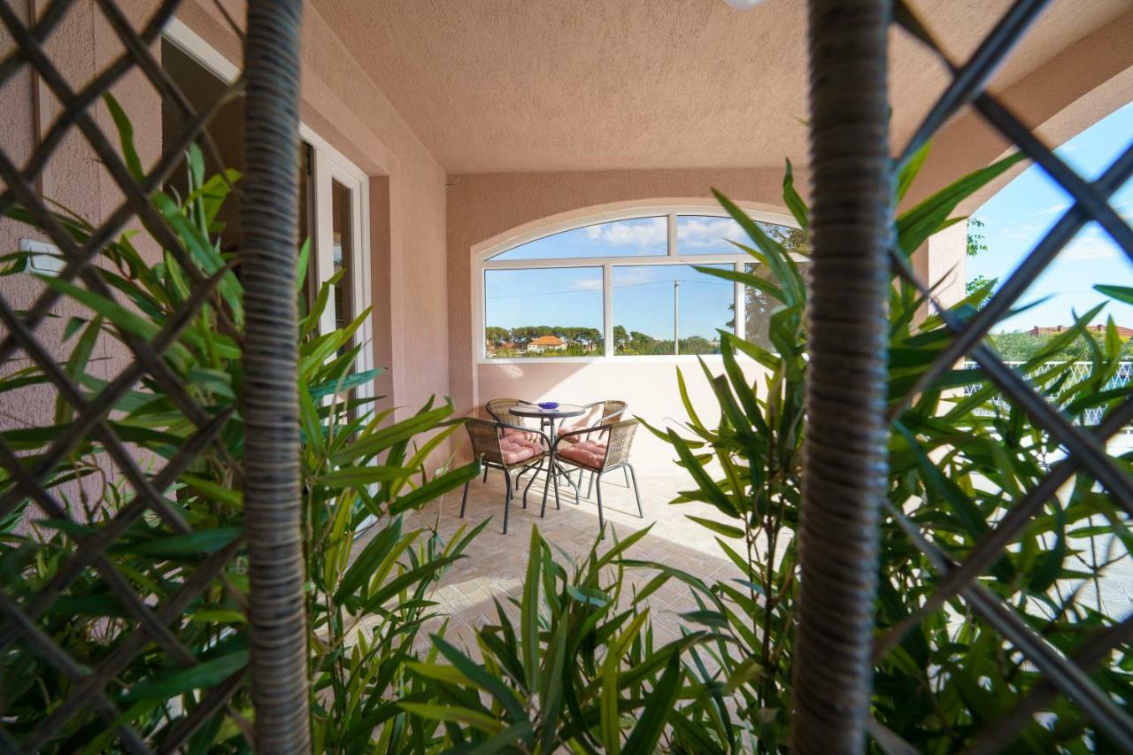 Apartmani Judita Zara Esterno foto