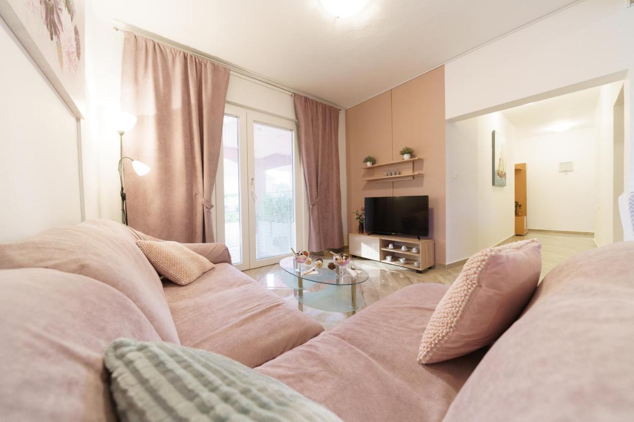 Apartmani Judita Zara Esterno foto
